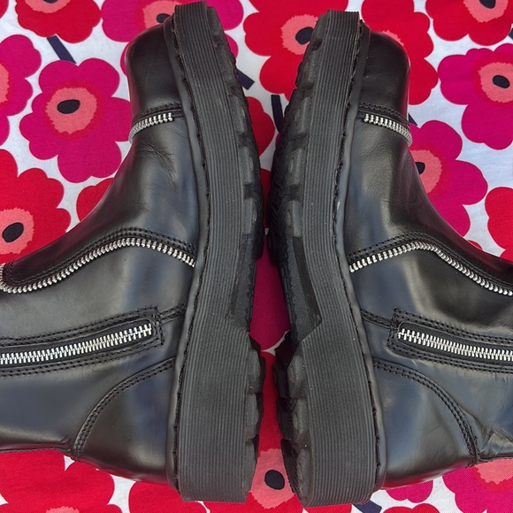 🏴󠁧󠁢󠁥󠁮󠁧󠁿 Dr. Martens MIE Zippered Y2K Chunky Mono Black Ankle Boots UK 5 - Picture 13 of 17